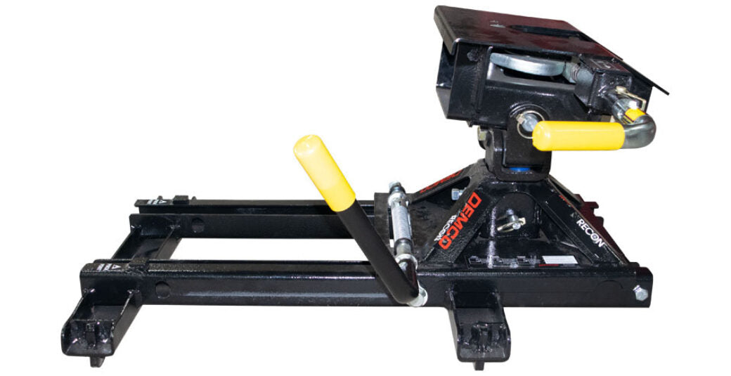 Demco Fifth Wheel Trailer Hitch – Recon, Above Bed Mount, For Short Beds